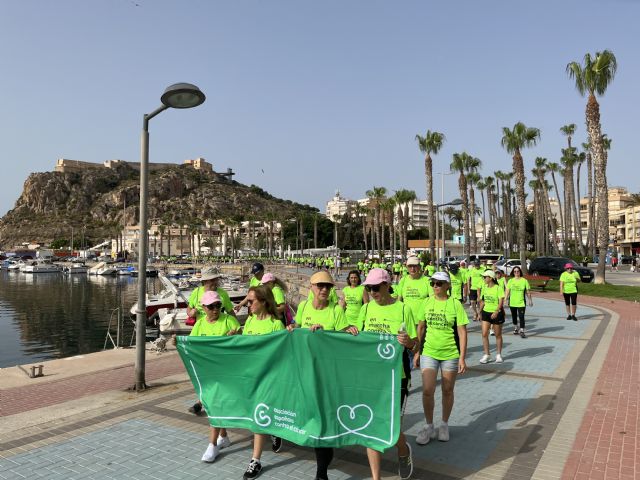 Una multitudinaria marcha verde recorre las calles contra el cáncer - 3, Foto 3