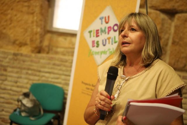 Más de medio centenar de voluntarios ayudan a 174 menores en tareas de refuerzo escolar - 3, Foto 3