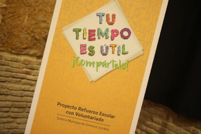 Más de medio centenar de voluntarios ayudan a 174 menores en tareas de refuerzo escolar - 4, Foto 4