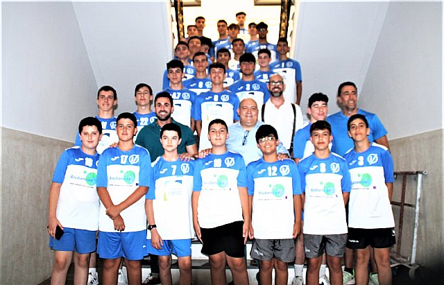 Recepción municipal a los equipos infantil, cadete y juvenil del Club Voleadores - 1, Foto 1