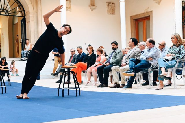 López Miras anima a llenar el Auditorio Víctor Villegas para presenciar el espectáculo de danza protagonizado por personas con síndrome de Down - 3, Foto 3