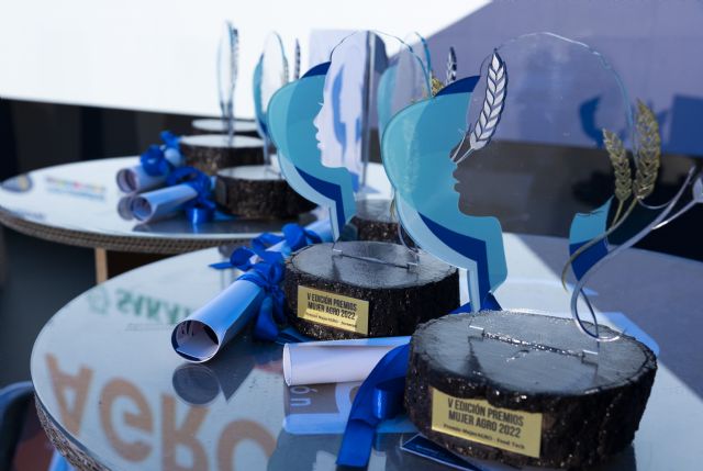 MujerAGRO convoca los VI Premios para Mujeres Agroprofesionales y Rurales - 1, Foto 1