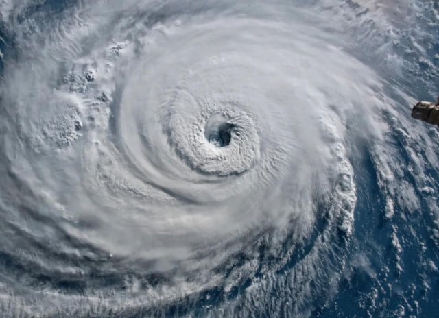 Temperaturas récord en el Atlántico: ¿podrían favorecer la llegada de un huracán a España? - 1, Foto 1