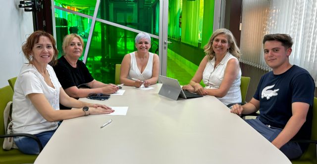 El Ayuntamiento analiza las propuestas de la Junta Municipal de El Progreso para darle un nuevo impulso al barrio - 1, Foto 1