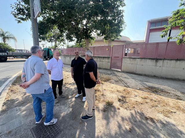 El Grupo Socialista reclama la reapertura del parque de bomberos de San Ginés tras quince años cerrado - 2, Foto 2