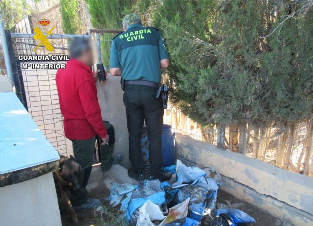La Guardia Civil investiga a un vecino de Cieza por maltrato animal La Guardia Civil investiga a un vecino de Cieza por maltrato animal