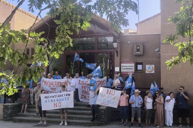 Arrancan las concentraciones contra la privatización de los albergues públicos de la Comunidad de Madrid - 2, Foto 2