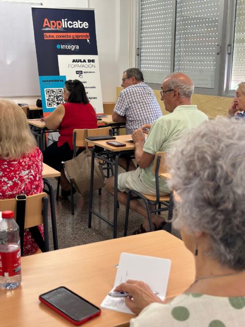 150 vecinos de Torre Pacheco participan en el programa de Capacitación Digital - 5, Foto 5