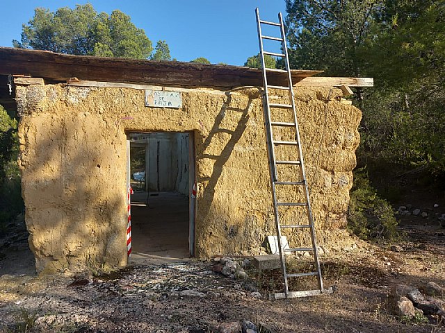 Denuncian la demolición ilegal y clandestina de la que fue la casa de balas de paja más antigua de la Península, en Sierra Espuña, Foto 3
