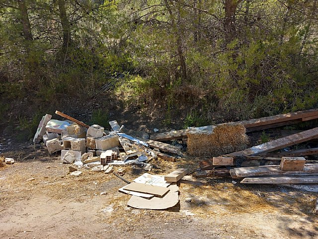 Denuncian la demolición ilegal y clandestina de la que fue la casa de balas de paja más antigua de la Península, en Sierra Espuña, Foto 5