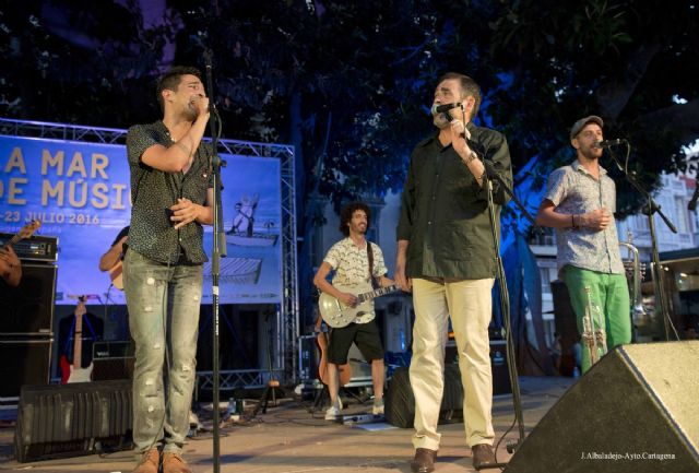 El alcalde compartió escenario con el cantante Muerdo en La Mar de Músicas - 4, Foto 4