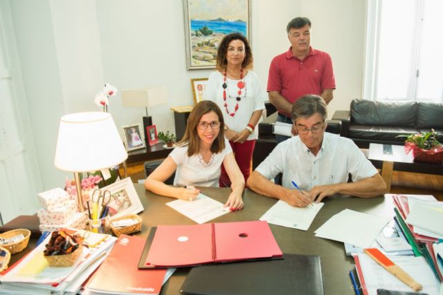 El consistorio pondrá en marcha con Columbares una campaña de promoción de la pesca artesanal sostenible - 1, Foto 1