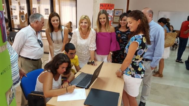 Familia destina más de 2 millones de euros a la atención de personas con discapacidad y mayores en los centros de Águilas - 2, Foto 2