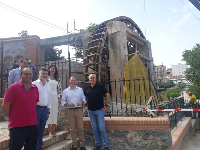 La consejera de Turismo y Cultura en funciones visita las obras de restauración de la Noria Grande de Abarán - 1, Foto 1