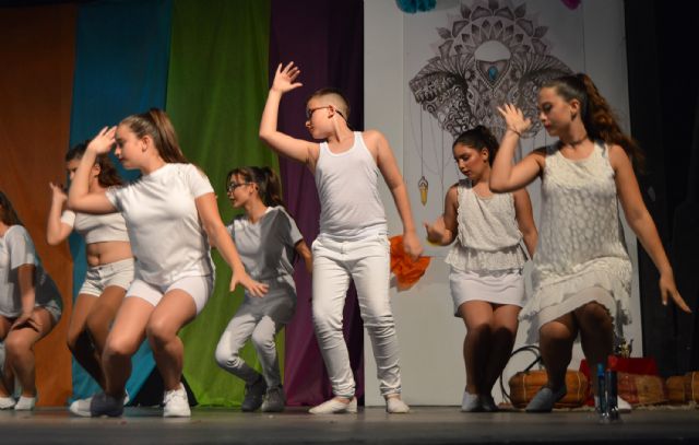 La asociación torreña Kimera celebra su Semana Cultural centrada en Bollywood - 1, Foto 1