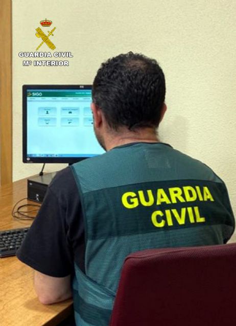 La Guardia Civil detiene en Murcia a una persona dedicada a cometer robos - 2, Foto 2