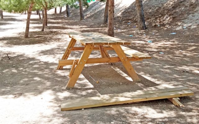 El Ayuntamiento torreño denuncia actos de vandalismo en parques y zonas de recreo - 1, Foto 1