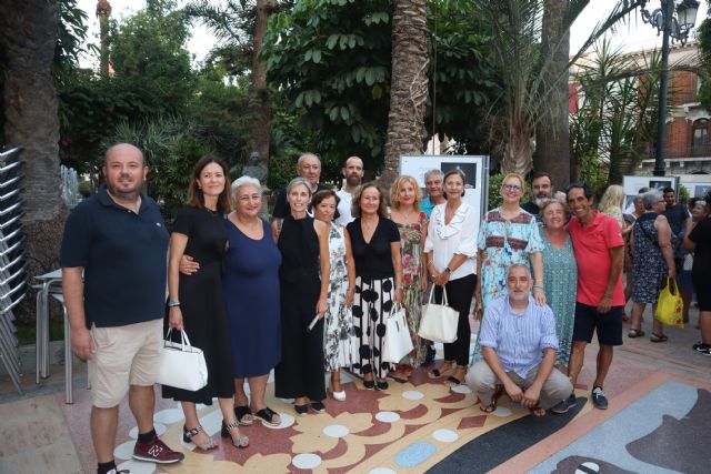 La Plaza de España acoge la exposición 44 Pasiones - 1, Foto 1