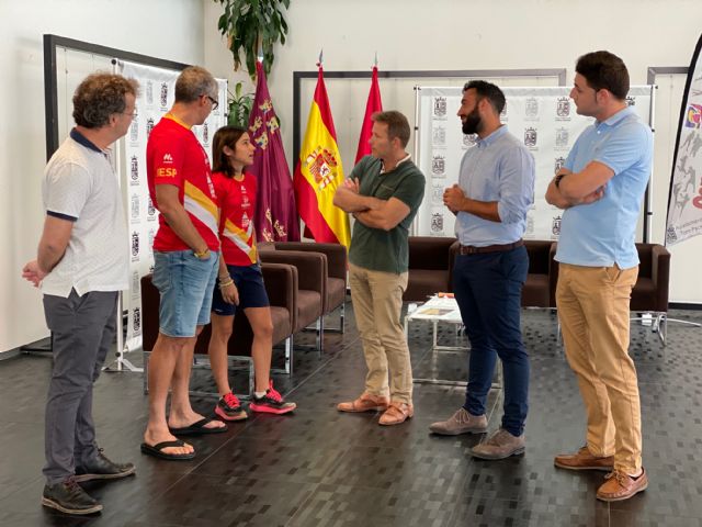 El alcalde de Torre Pacheco recibe a la deportistapachequera Tania Salamanca - 4, Foto 4