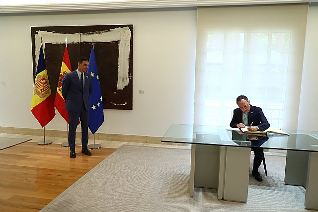Pedro Sánchez recibe en La Moncloa al Cap de Govern de Andorra - 2, Foto 2