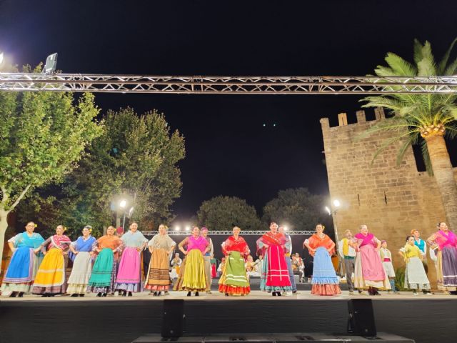 El Grupo de Coros y Danzas lleva hasta Mallorca el folklore santomerano - 1, Foto 1