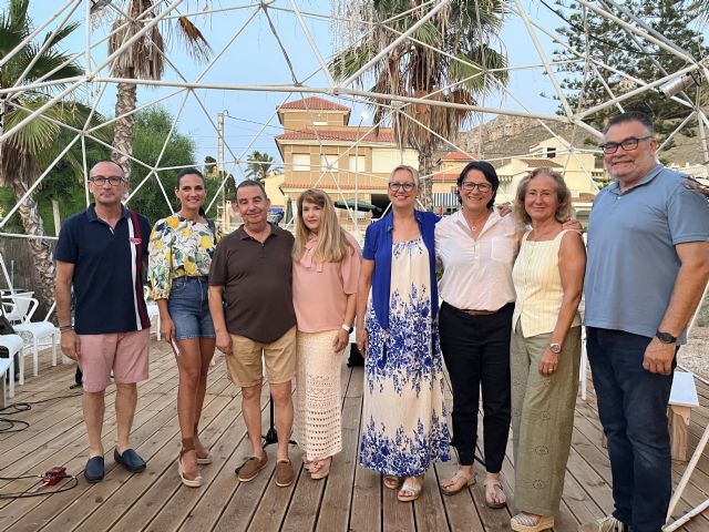 Pantalán acoge el III Encuentro Poético Musical Playa de Calabardina - 1, Foto 1