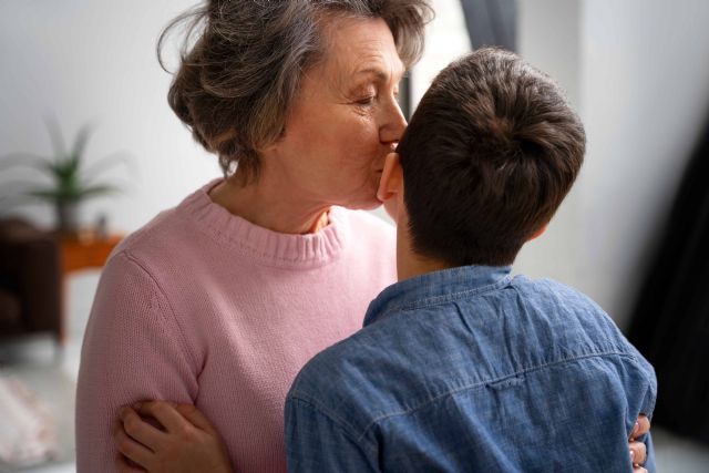 Aldeas Infantiles SOS reivindica el papel de los abuelos y abuelas en la crianza de sus nietos y reclama más apoyos para los acogedores - 3, Foto 3