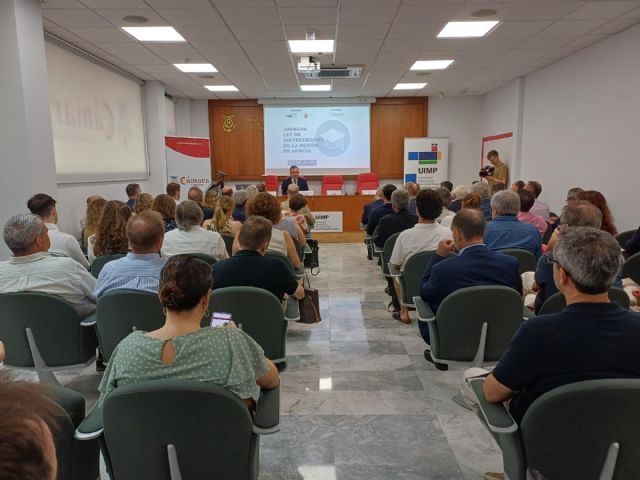 La futura Ley de Universidades reúne a los máximos representantes del sistema universitario regional en un curso de la UIMP - 2, Foto 2
