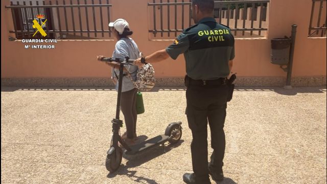 La Guardia Civil desarticula un grupo delictivo que sustraía bicicletas y patinetes eléctricos - 5, Foto 5