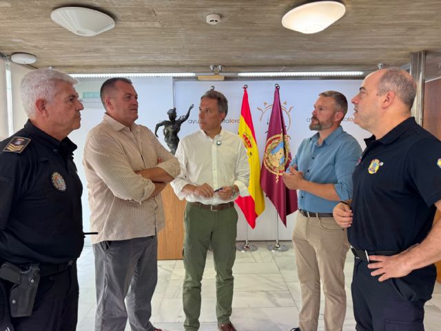 Lorca activa y refuerza el dispositivo especial de protección ante el aviso rojo por altas temperaturas previsto para mañana - 5, Foto 5