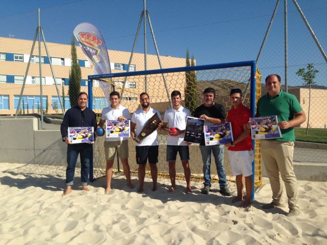 El Centro Internacional de Voley Playa de La Torrecilla acoge este sábado por la noche la segunda edición de las 12 horas de balonmano playa - 2, Foto 2