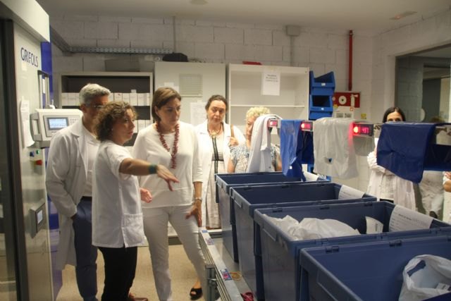 Sanidad destina más de 1,4 millones a inversiones en las salas blancas de farmacia de los hospitales de la Región - 1, Foto 1