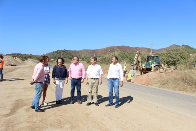 La ampliación de la carretera que conecta Los Belones con Portmán concluirá en octubre - 1, Foto 1