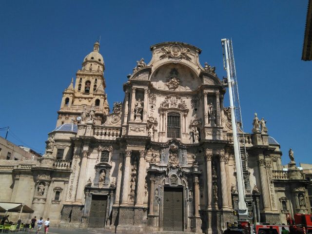 Huermur solicita a la consejería de cultura una inspección de todas las fachadas de la Catedral de Murcia - 4, Foto 4