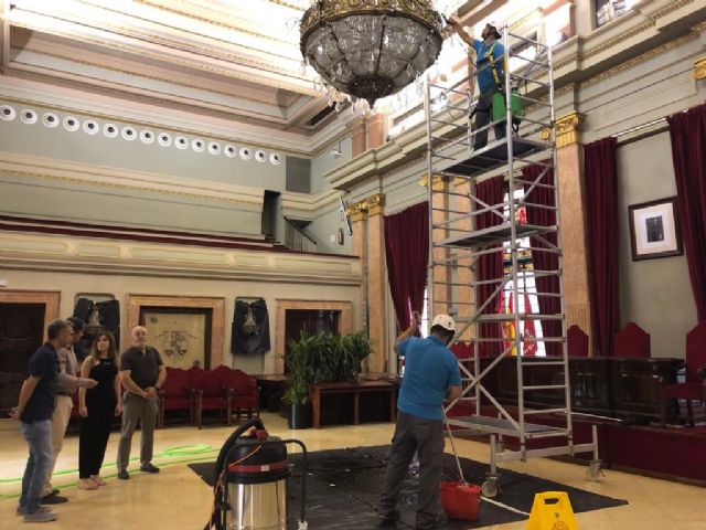 El Salón de Plenos se prepara para su ejercicio tras las vacaciones de verano - 1, Foto 1