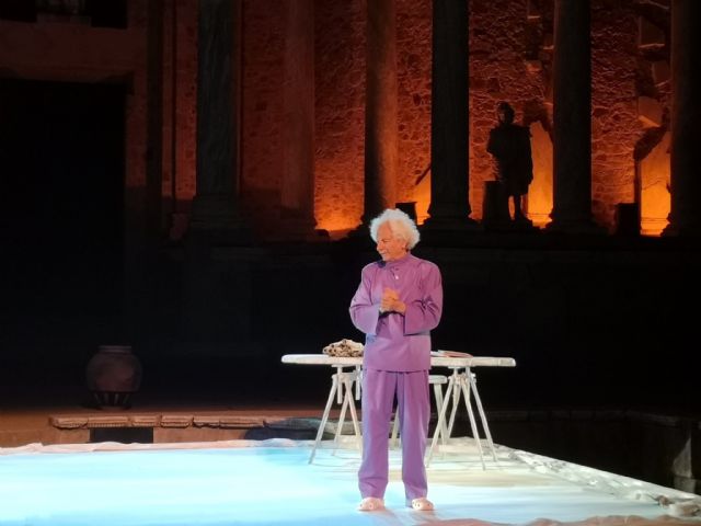 Rafael Álvarez El Brujo actualiza el sentido de la tragedia en Esquilo, nacimiento y muerte de la tragedia - 1, Foto 1