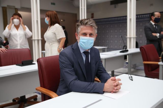 Víctor Martínez- Carrasco: Pedro Sánchez no ha enviado aún a la Región un solo euro para garantizar una vuelta al colegio segura ni ha propuesto una sola medida - 1, Foto 1