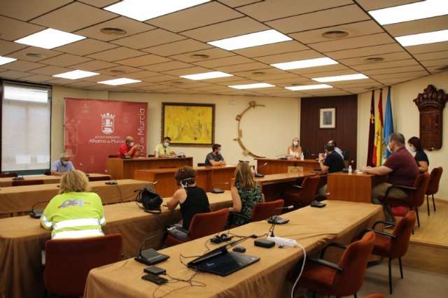 Responsables de la consejera de Salud explican la situacin actual de la Covid-19 en Alhama, Foto 1