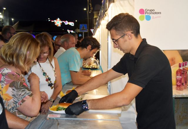 La II Feria Gastronómica de Las Torres de Cotillas arranca con lleno hasta la bandera - 3, Foto 3