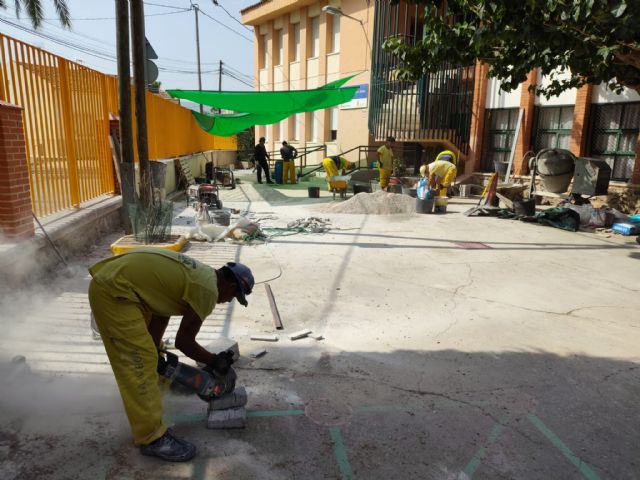 El CEIP Francisco Sánchez Matas de Aljucer contará con una renovada rampa de acceso para garantizar la accesibilidad - 4, Foto 4