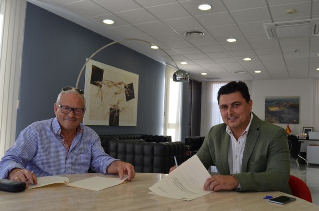 El ayuntamiento renueva su apoyo a la Asociación Amigos del Belén de San Javier - 1, Foto 1