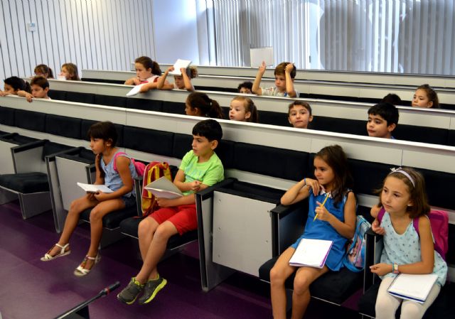 Los alumnos de 2° de Primaria del colegio Susarte conocen el Ayuntamiento - 2, Foto 2