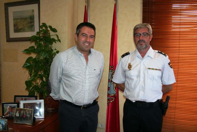 El Alcalde, Joaquín Buendía, recibe a nuevo Inspector Jefe de la Comisaría del Cuerpo Nacional de Policía en Alcantarilla - 2, Foto 2