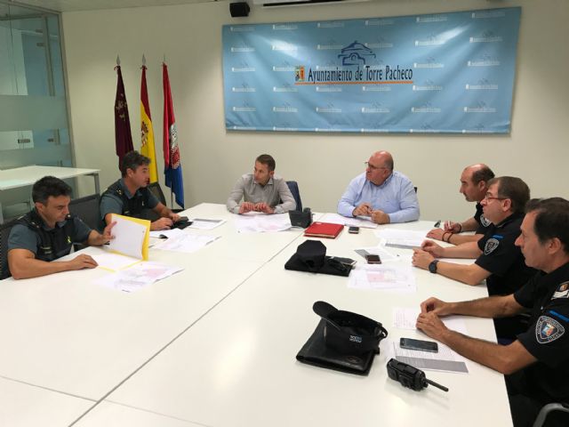 La Junta Técnica de Seguridad se reúne para estudiar la organización de labores preventivas y actuaciones en el municipio - 2, Foto 2