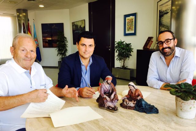 El Ayuntamiento renueva su colaboración con los Amigos del Belén que ya trabajan en la renovación total del Belén de España con motivo de su 50 Aniversario - 1, Foto 1