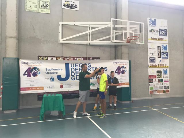 20 jóvenes disfrutan de una concentración de minibalonmano en el Pabellón de San José - 3, Foto 3