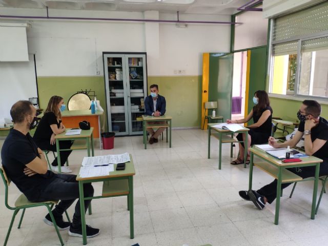 Docentes de Educación Musical preparan material didáctico para los alumnos - 1, Foto 1