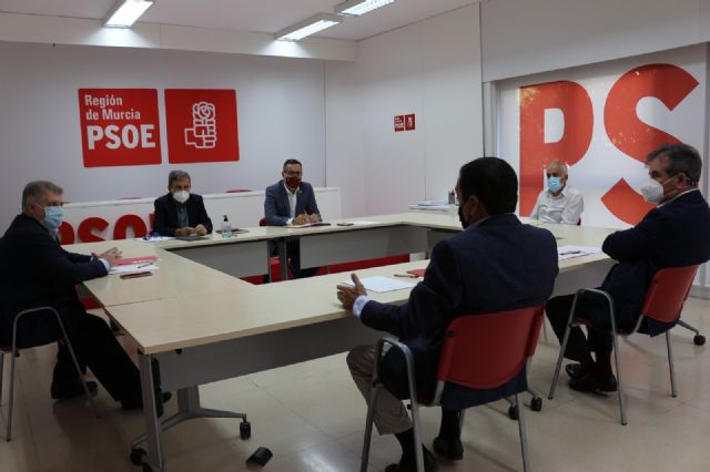 CROEM y PSRM analizan la actualidad socioeconómica regional y el estado de las infraestructuras pendientes - 2, Foto 2