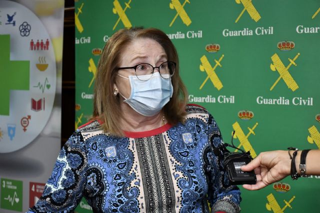 La Guardia Civil y el Colegio Oficial de Farmacéuticos de la Región de Murcia colaboran para la seguridad y el bienestar de las personas mayores - 5, Foto 5