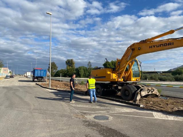 Una parada de autobús en el Polígono de San Roque conectará el municipio de Blanca de manera directa con Murcia - 2, Foto 2